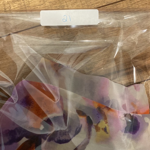 Show Me Your MuMu Romper Shorts V Neck Floral Size Small - Picture 15 of 15